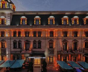 Hotel London 1889 & Casino