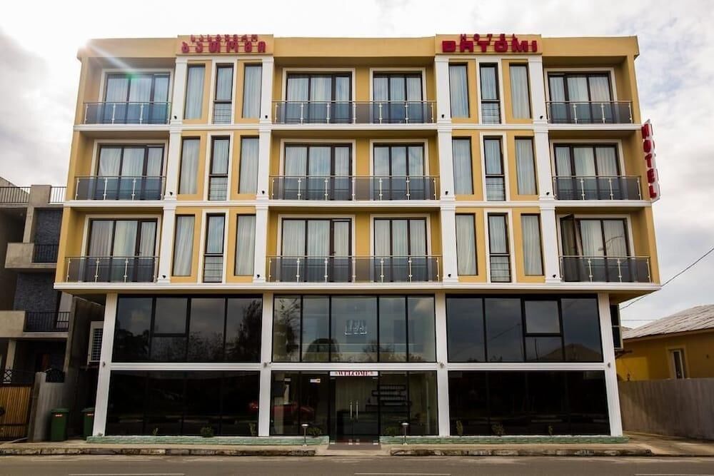 Batomi Hotel