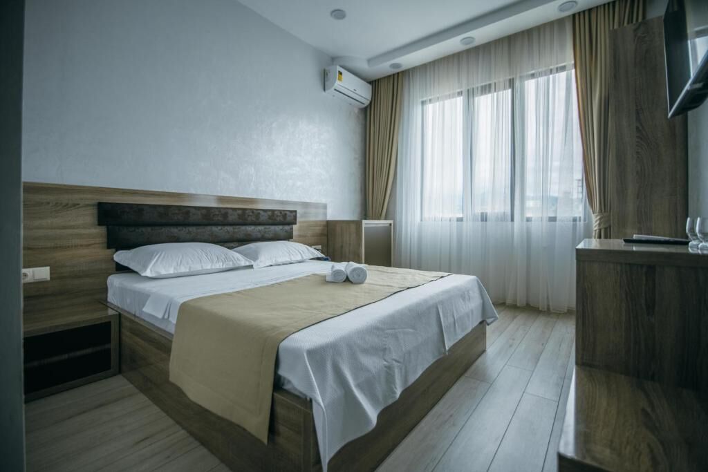 Hotel Batumi Palace
