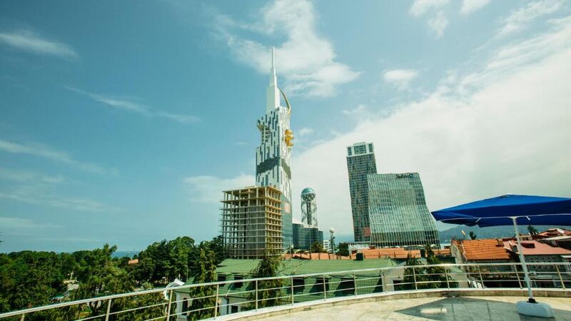 Intourist Palace Hotel & Spa