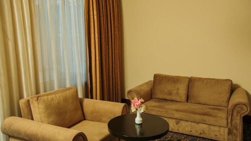 Intourist Palace Hotel & Spa